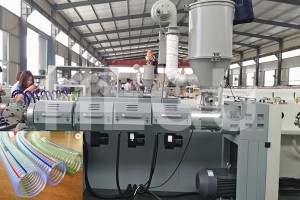 Кинески производител за топла продажба на машина за производство на цевки за цевки засилени со ПВЦ влакна